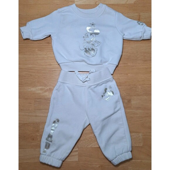 Disney Baby Gap Girls Ivory Sweatsuit Two Piece Set Minnie Mouse Size 3-6 Months - Picture 1 of 7